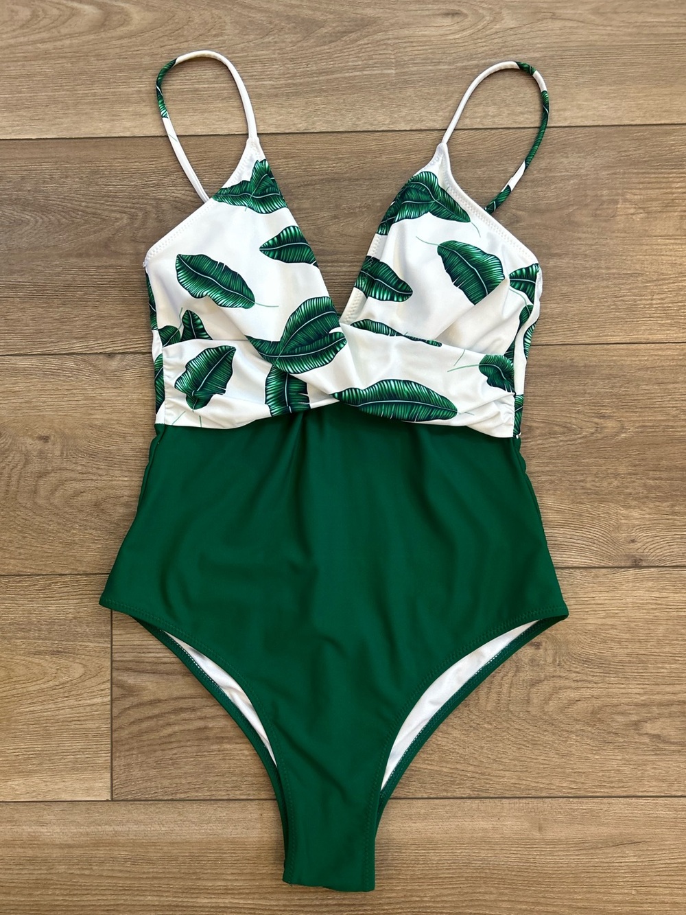 Cupshe Tropical Palm Leaf One Piece Swimsuit Green White Size S